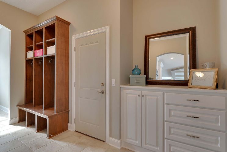 Mudroom Creek Hill