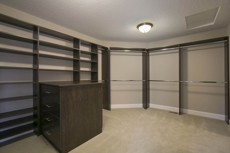 Creek Hill Custom Master Suite Closet 5520 Comstock Lane